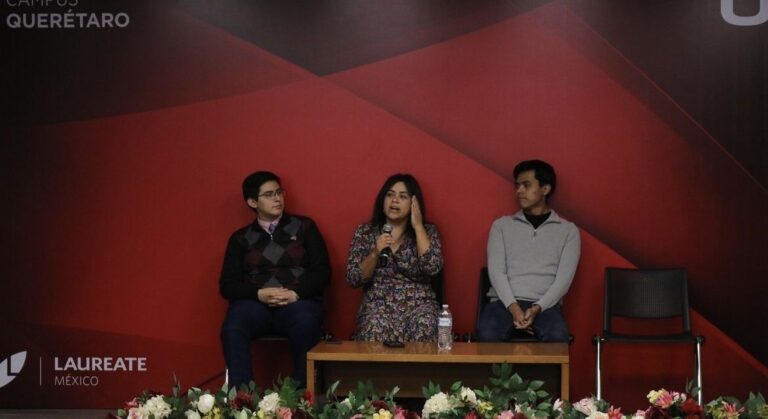 Charla en UVM: equivocarse, aprender rápido y poner estructura