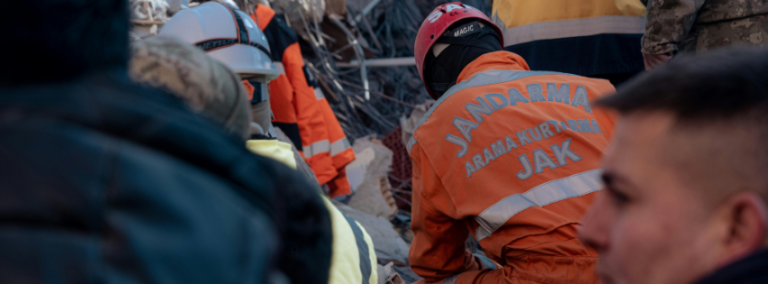 Protocolo sísmico para lavanderías: qué hacer, qué revisar y cuándo NO reabrir
